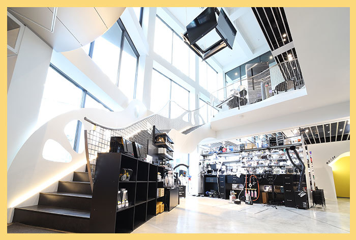 New building tools shop